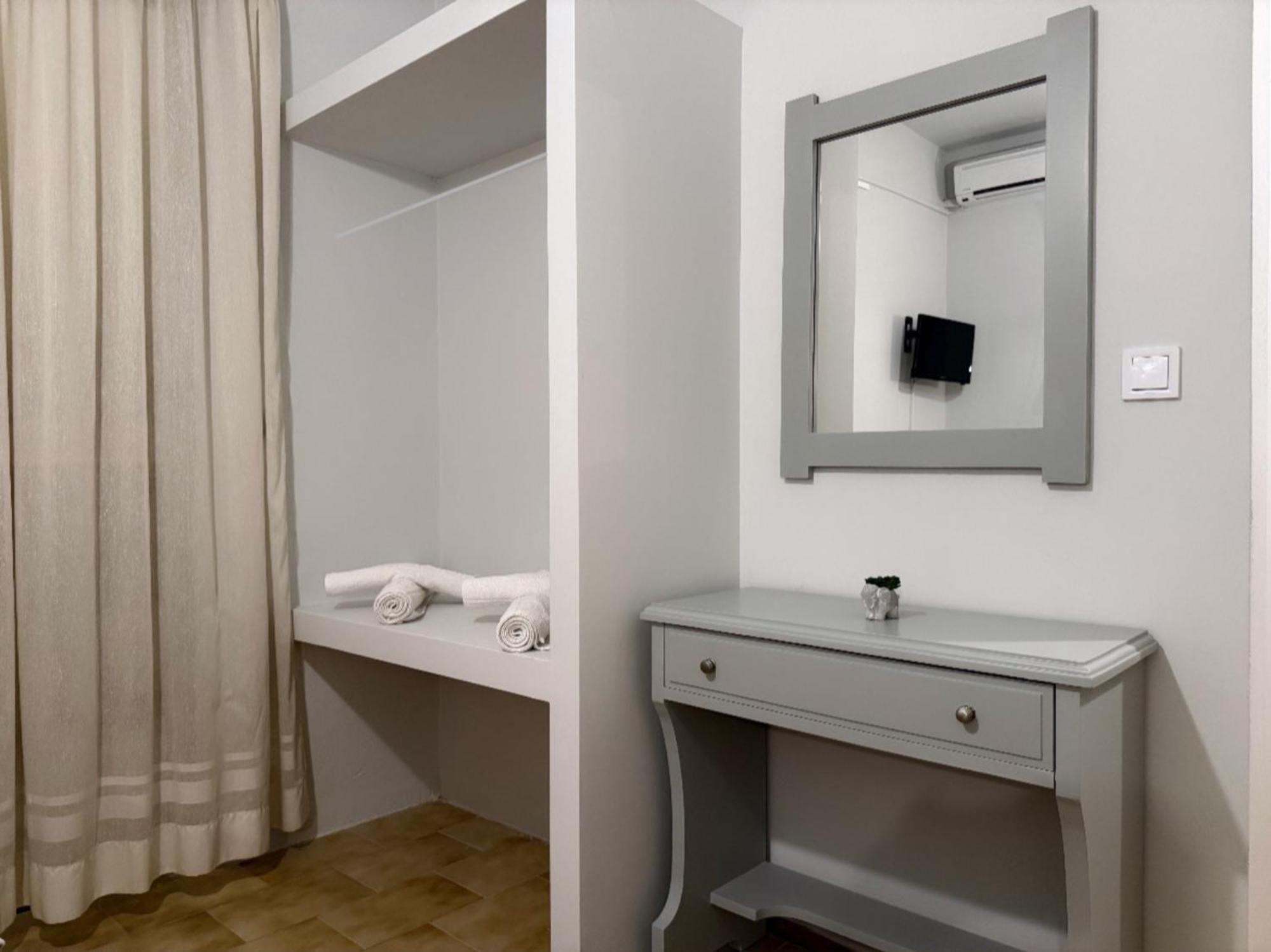 Konstantinos Apartments Tolo Exterior photo